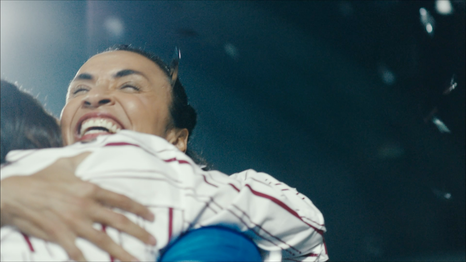 Ao lado da mãe, Marta Silva protagoniza nova ação de Sonridor