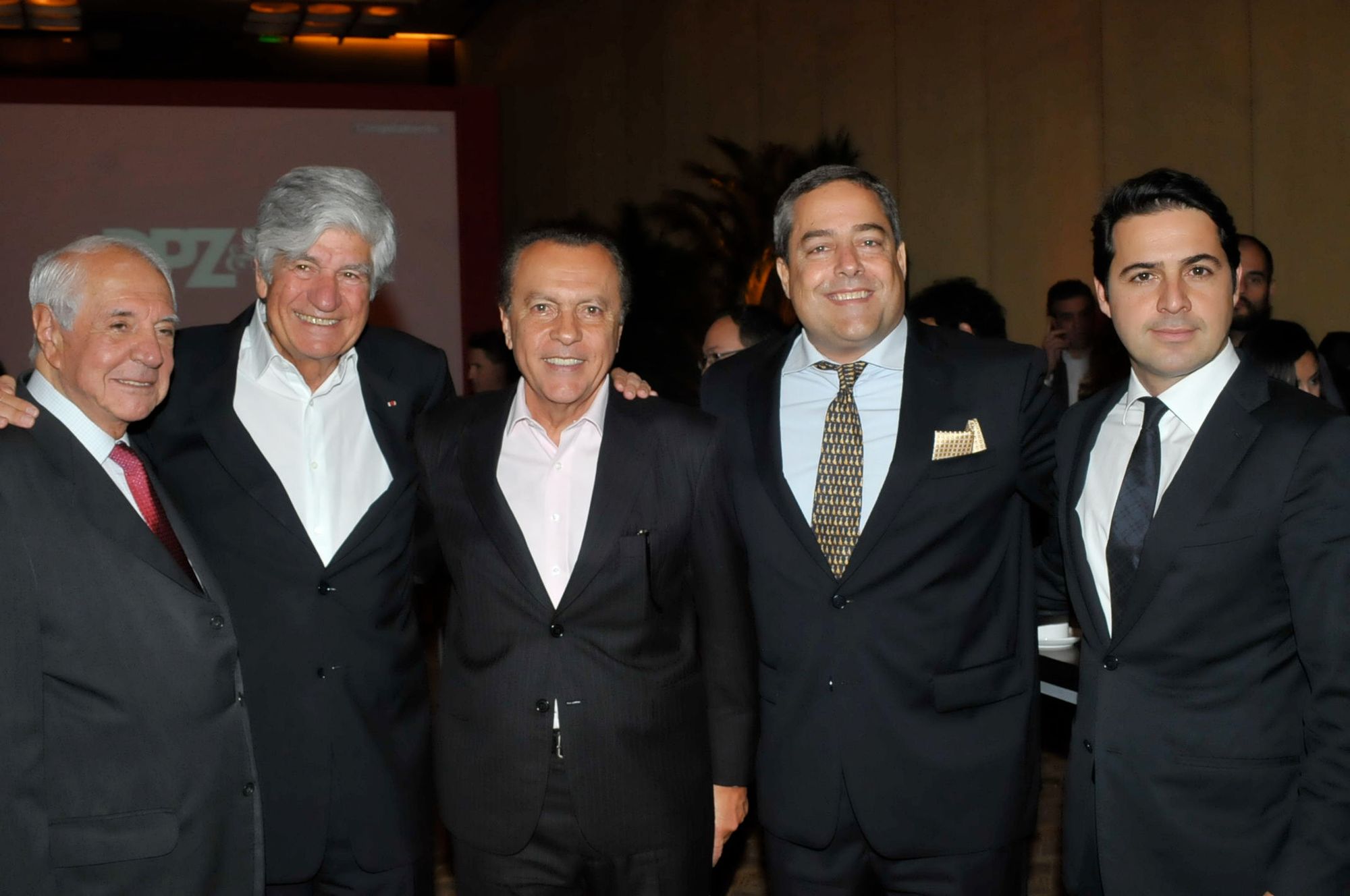 Roberto Duailibi em imagens: relembre registros históricos publicados pelo propmark