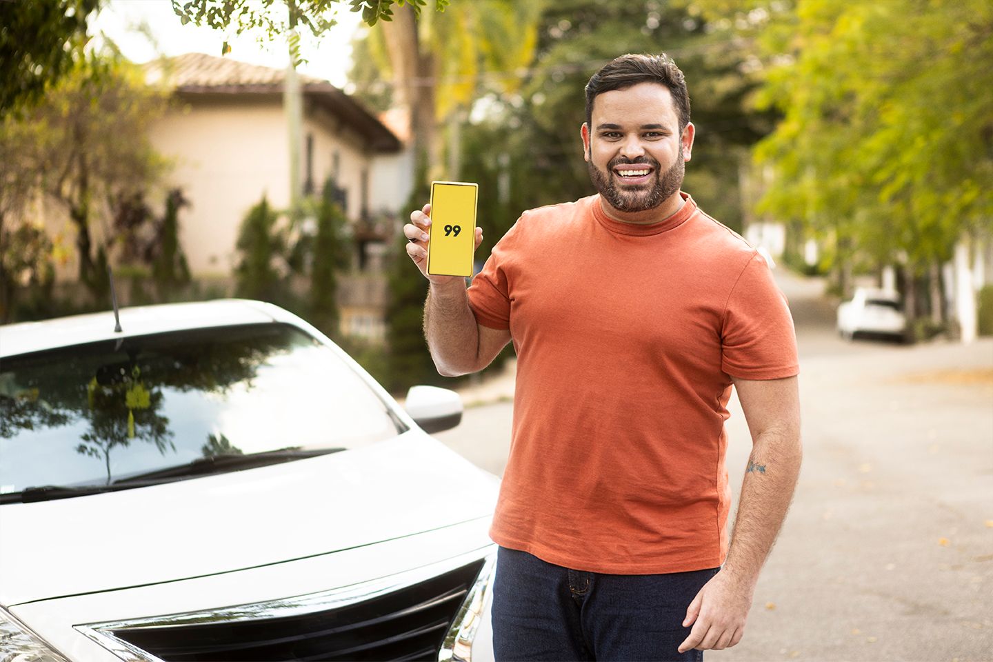 99 pede que pessoas repensem a visão sobre a profissão de motorista de aplicativo
