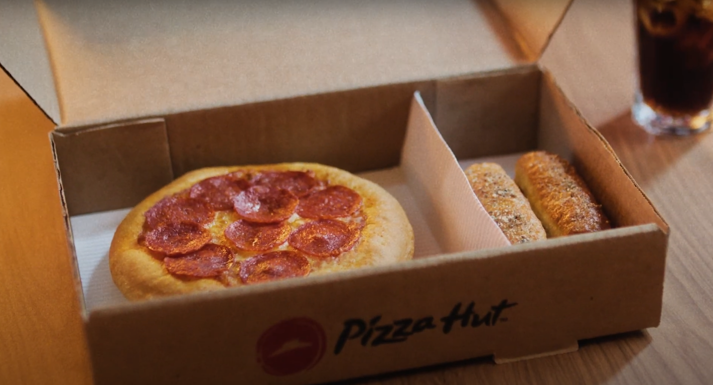 Pizza Hut escolhe DM9