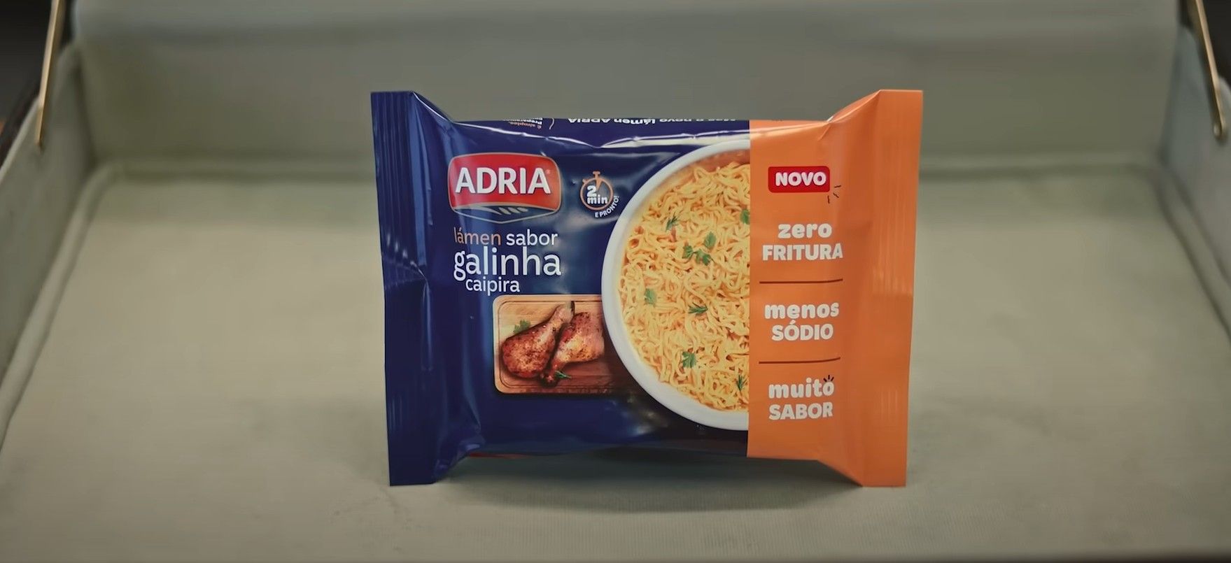 Lew'Lara\TBWA fica com M. Dias Branco, fabricante da Adria e Piraquê, até dezembro
