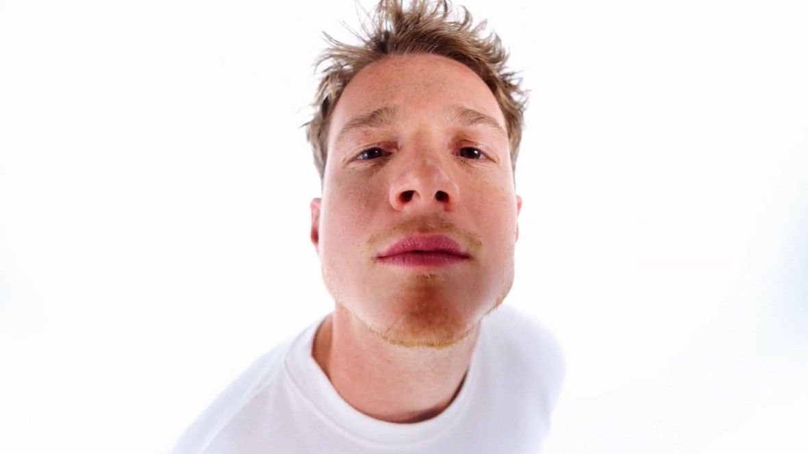 Alice Wegmann, Pedro Novaes e Bless estrelam nova campanha da Hering