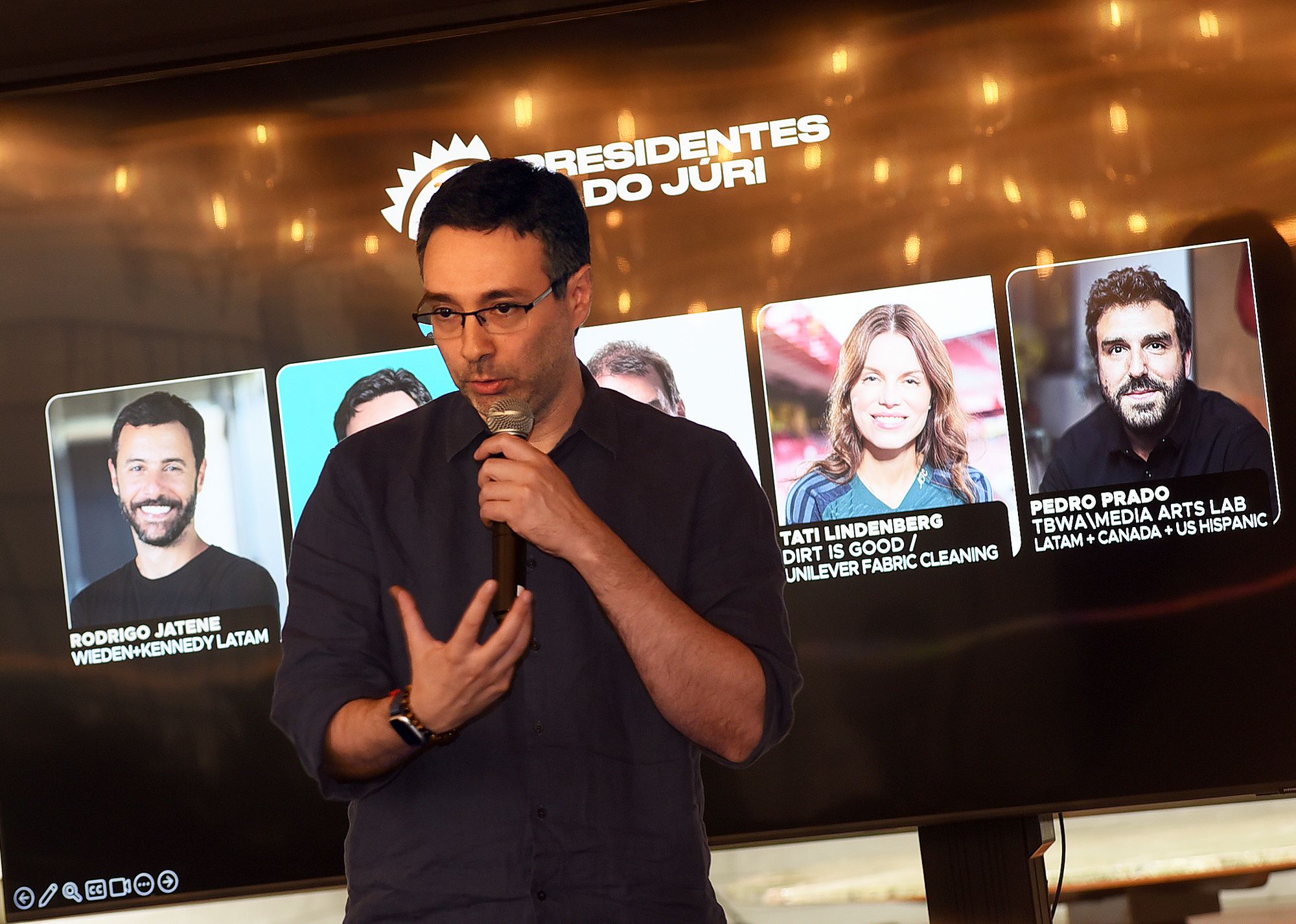 Fotos: El Ojo reúne mercado no BETC Havas Café