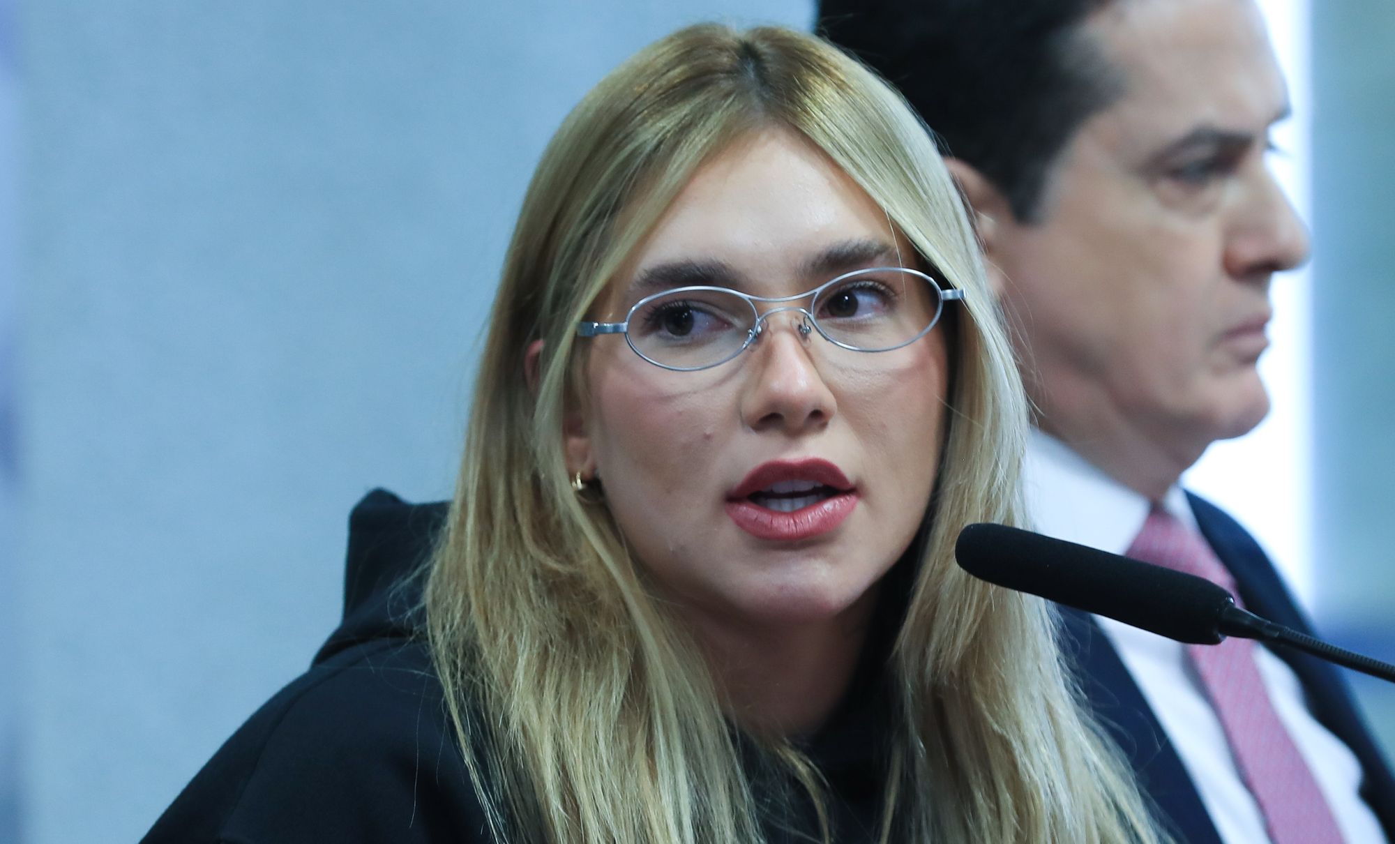 Para o Congresso, influenciador ainda não tem definição oficial, mostra estudo da Reglab