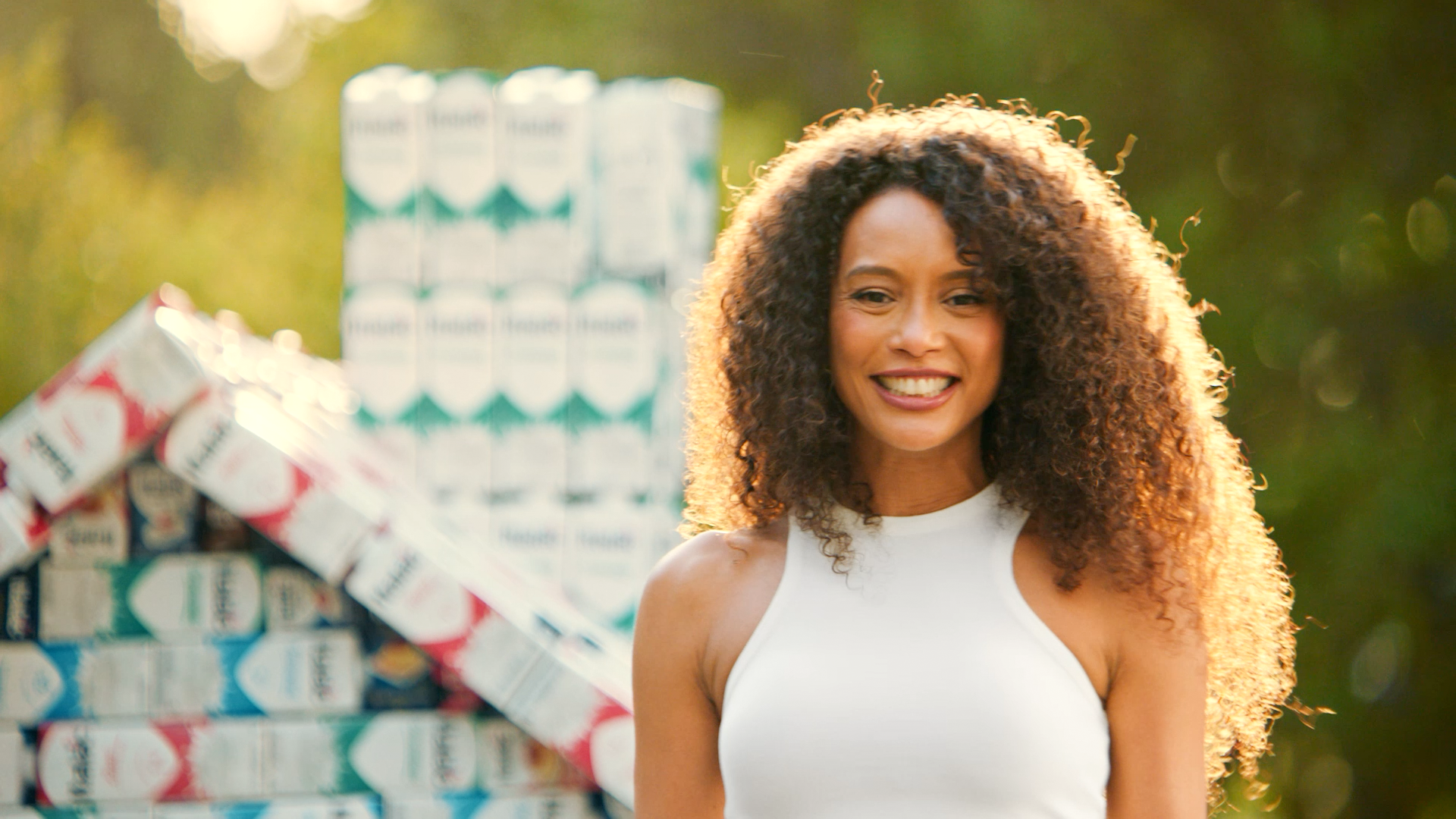 Com Taís Araujo, Italac lança nova campanha ‘Tá lá em casa’