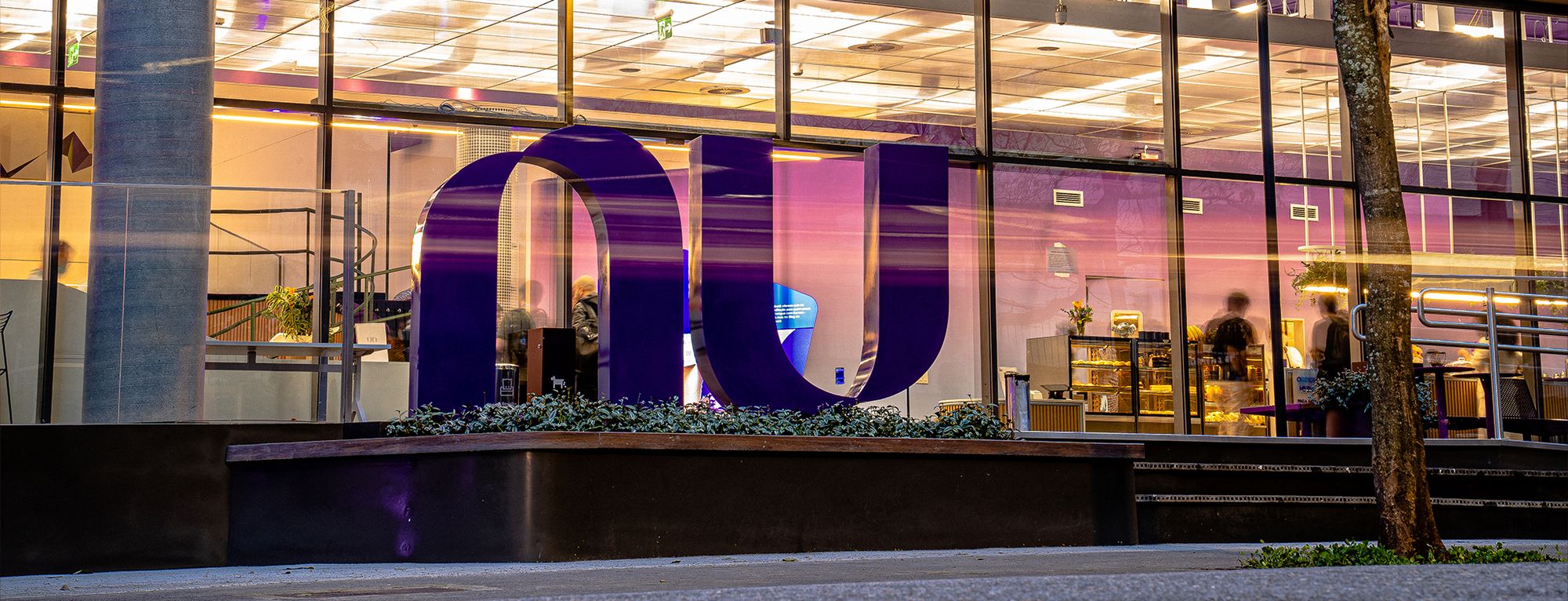 Nubank terá modelo de trabalho híbrido em 2026