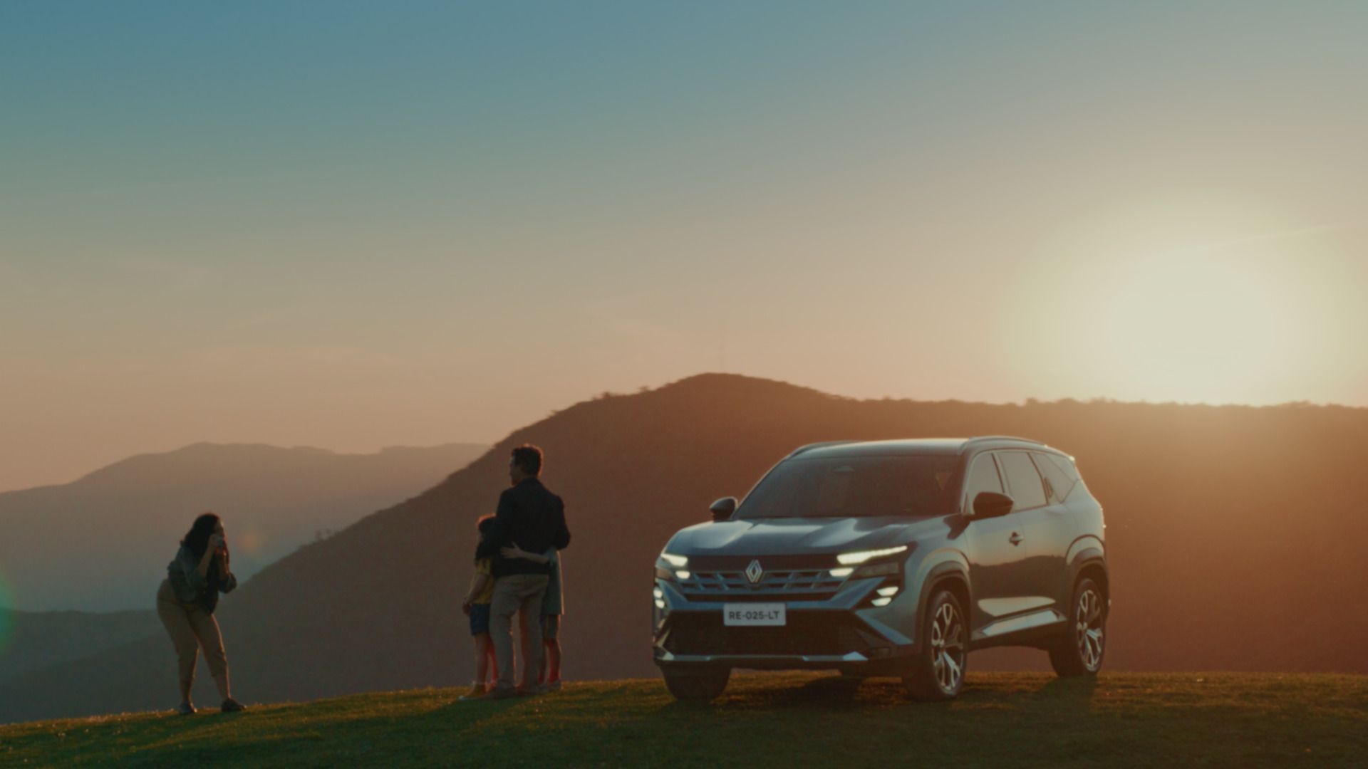 Com trilha de Gonzaguinha, Renault apresenta 'Viva a Nova Renault'