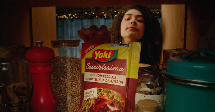 Yoki transforma Caseiríssima em farofa 'Eu Que Fiz'