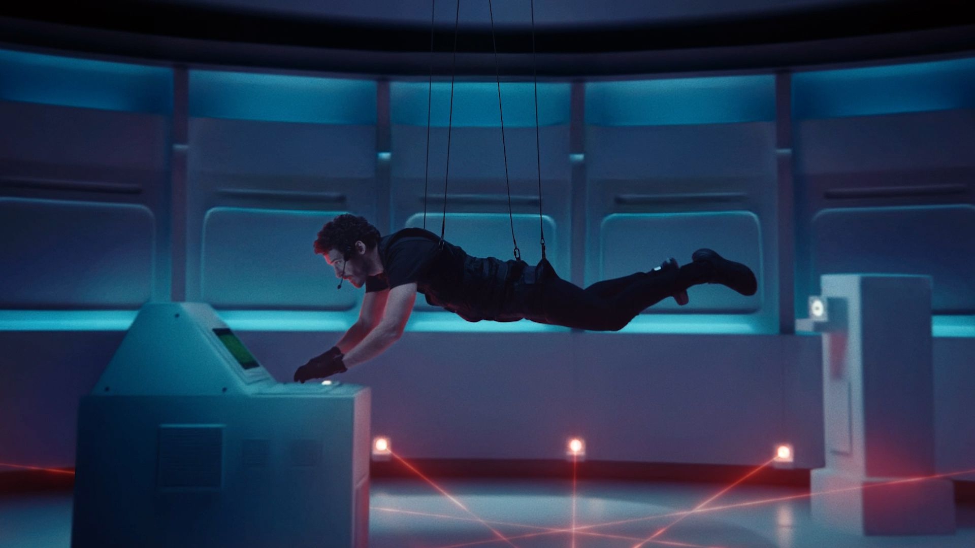 Ao som dos Ramones, Honda apresenta filme do WR-V