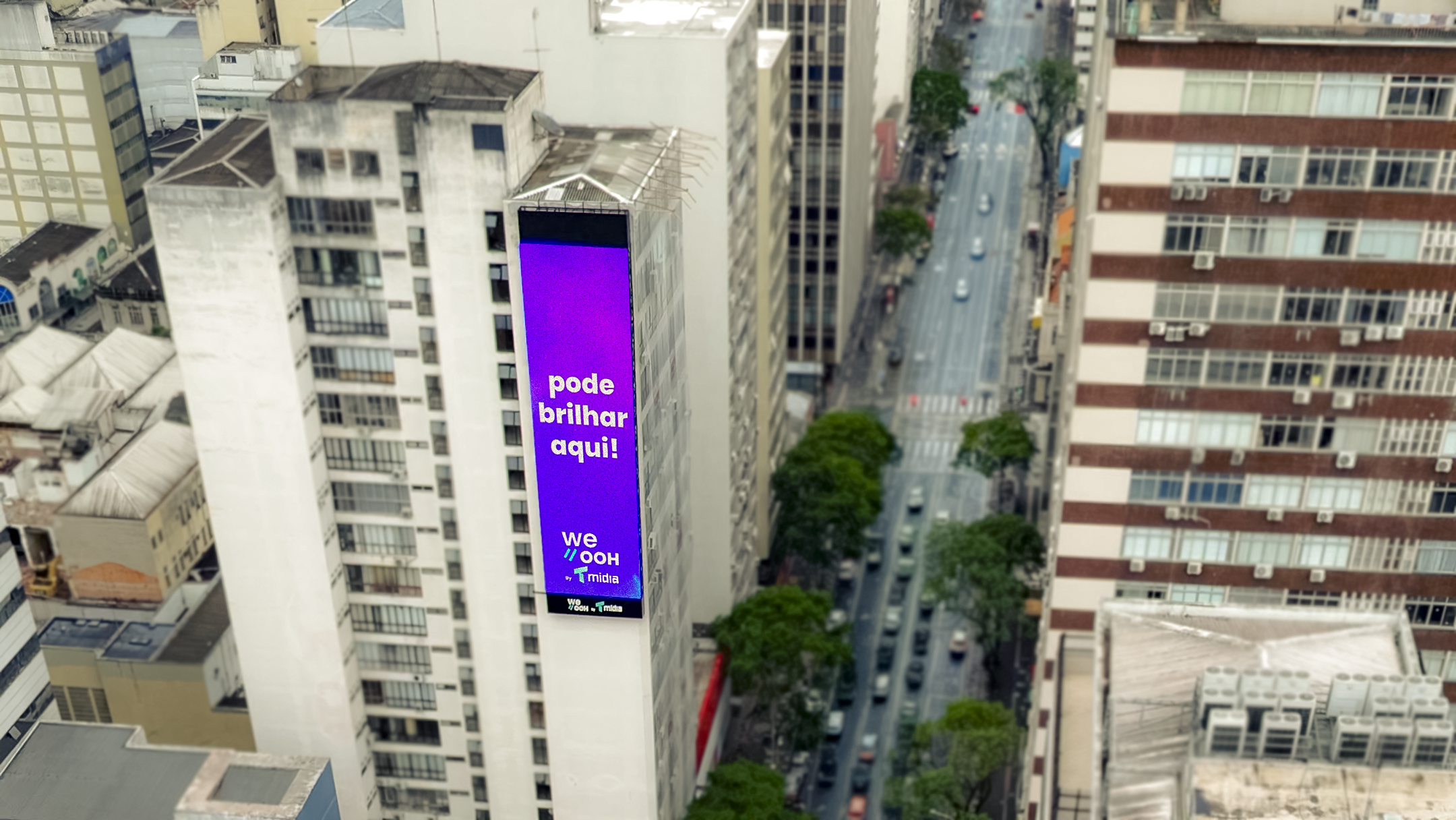 We OOH e TMidia lançam painel DOOH no centro de Curitiba