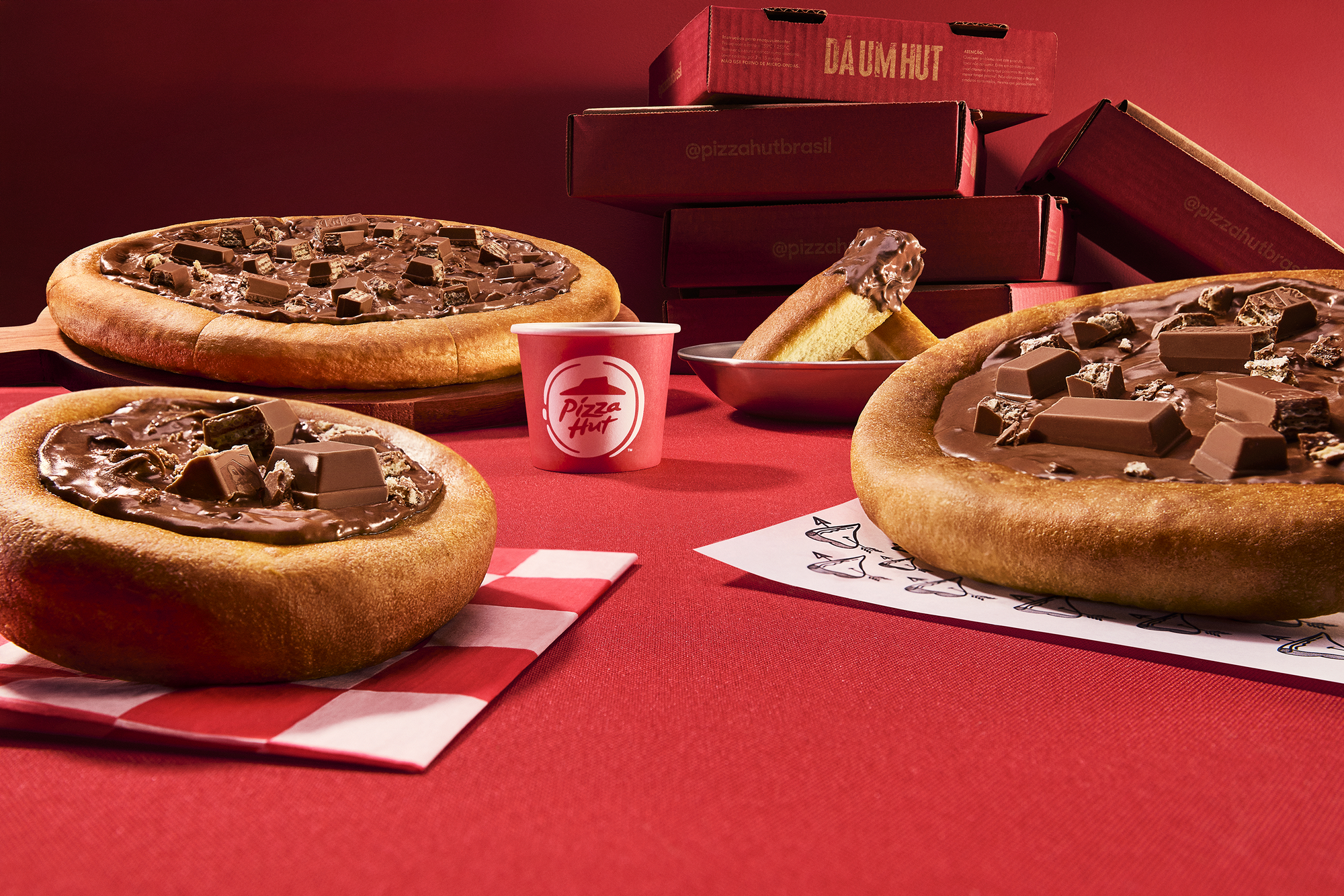 Pizza Hut anuncia parceria com KitKat em lançamento