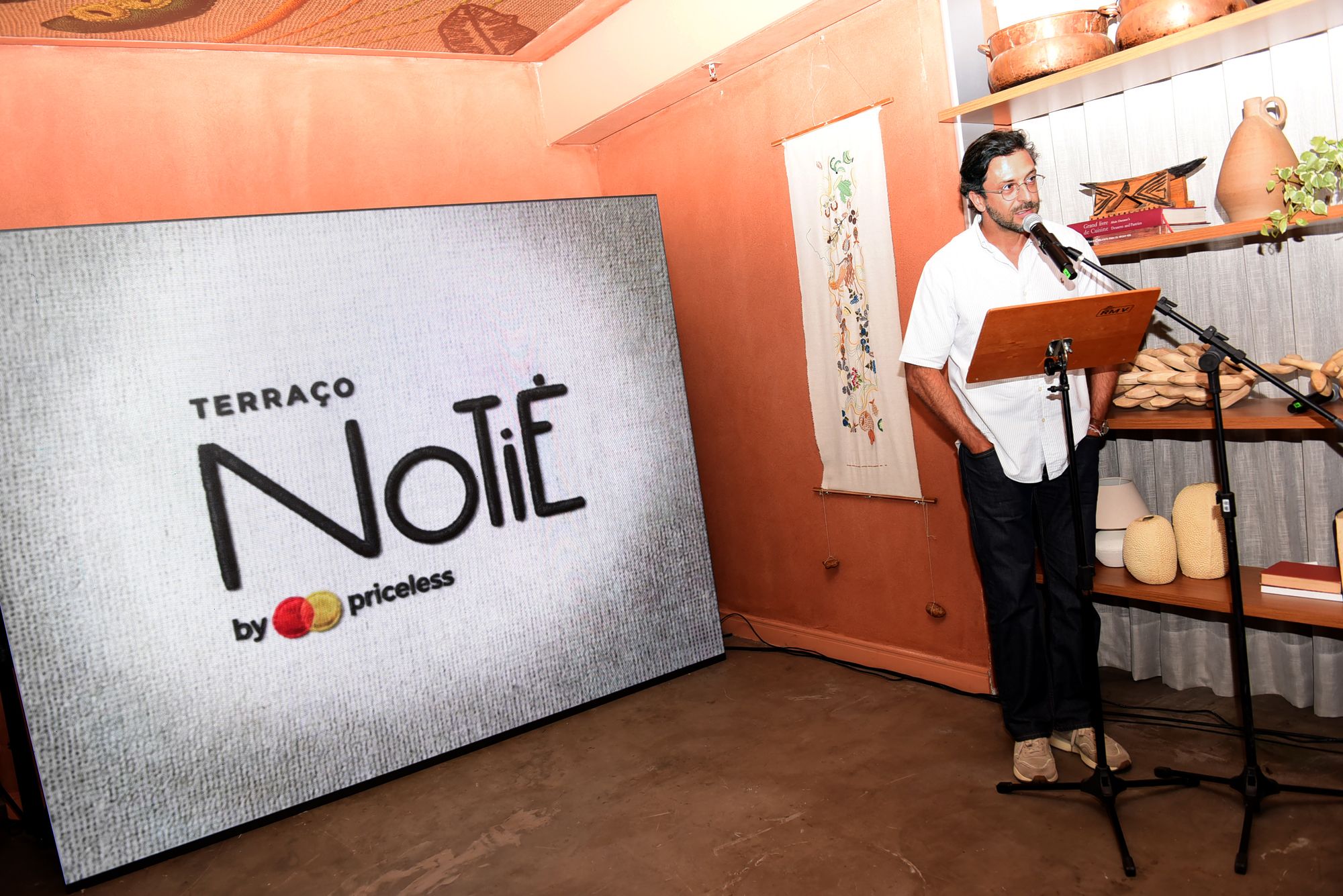 Prêmio Marcas & Consumidores reúne vencedores do ano para entrega de troféus