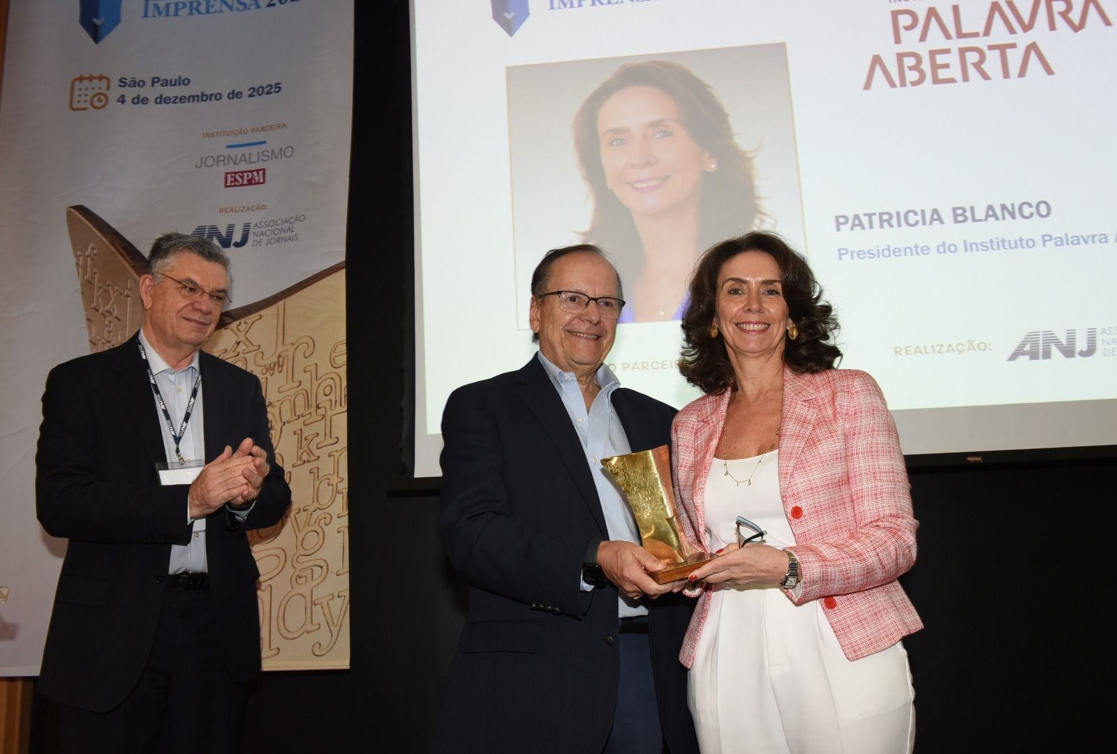 ANJ premia Instituto Palavra Aberta e homenageia jornais centenários