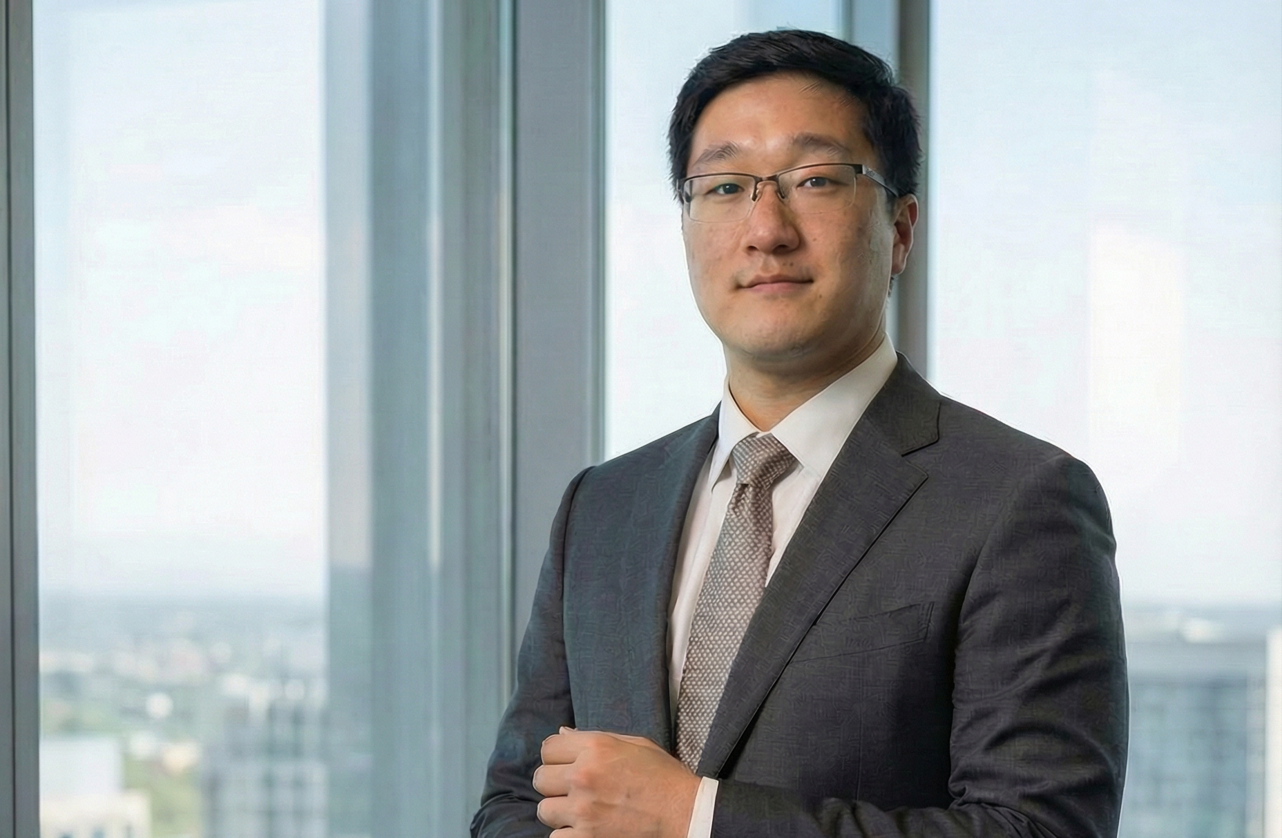 Oscar Wei: 'Muito além da burocracia'