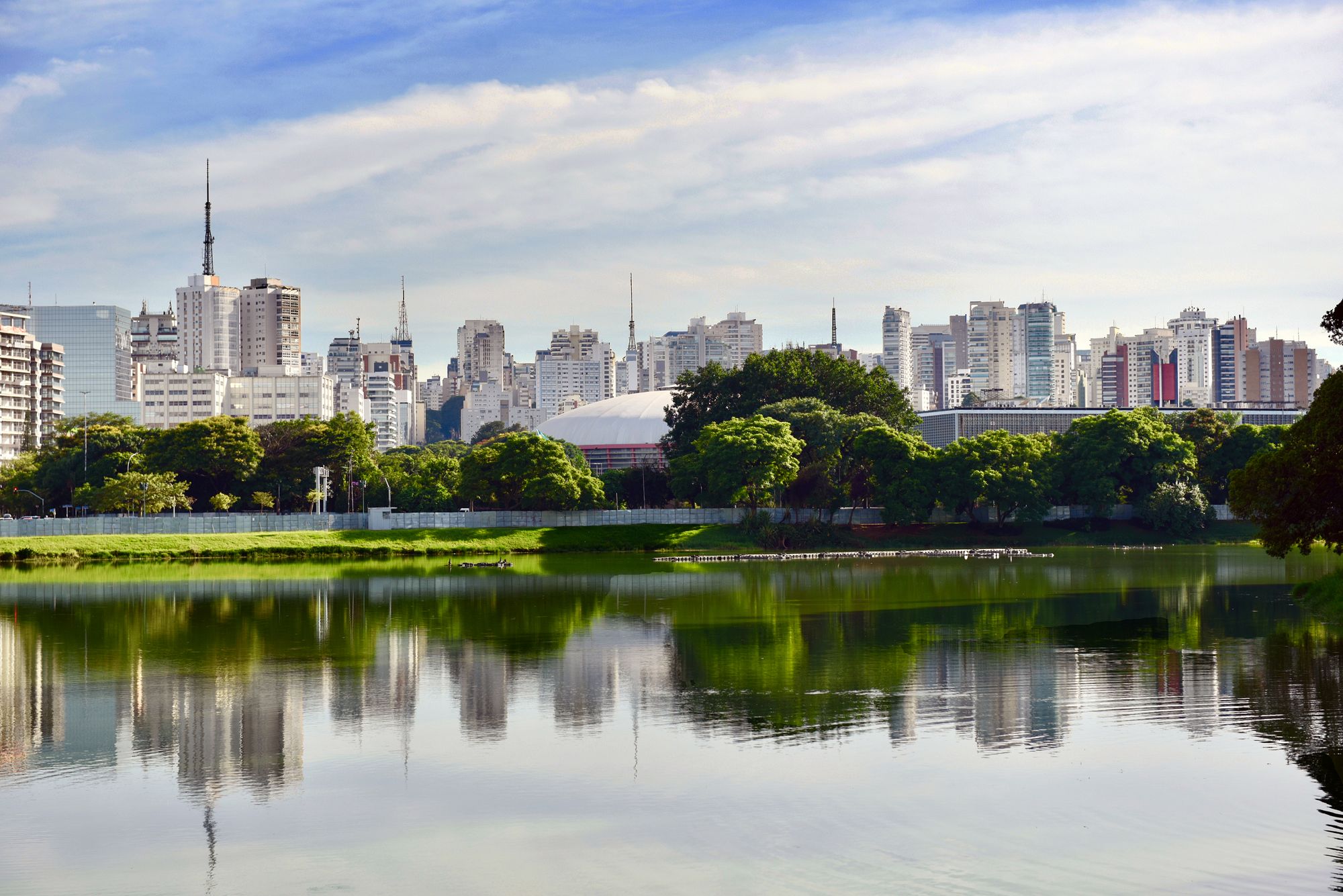 Aniversário de São Paulo destaca força econômica e usos da cidade como mídia