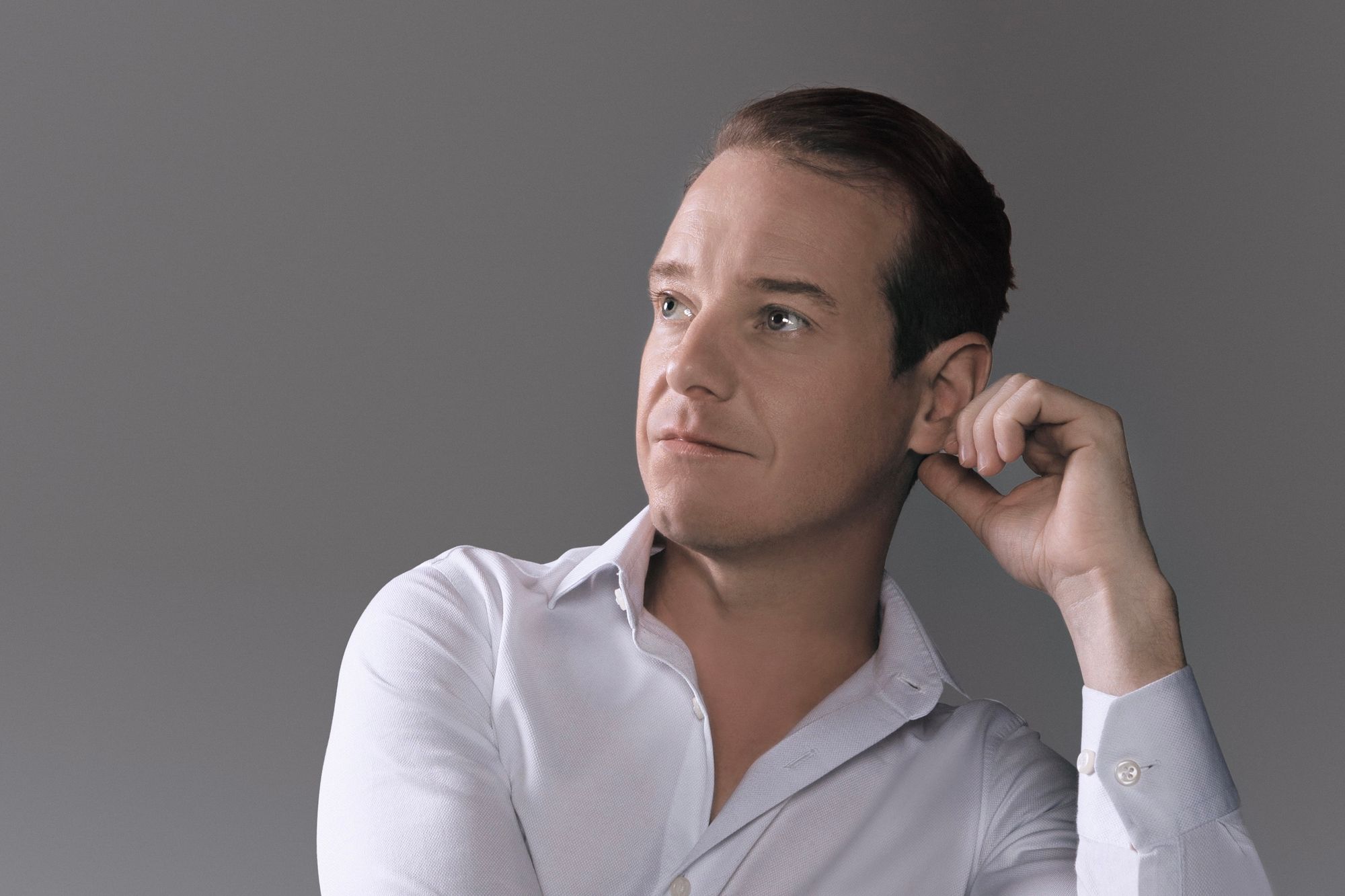 JaderAlmeida lança e-commerce e integra canal à estratégia de expansão internacional