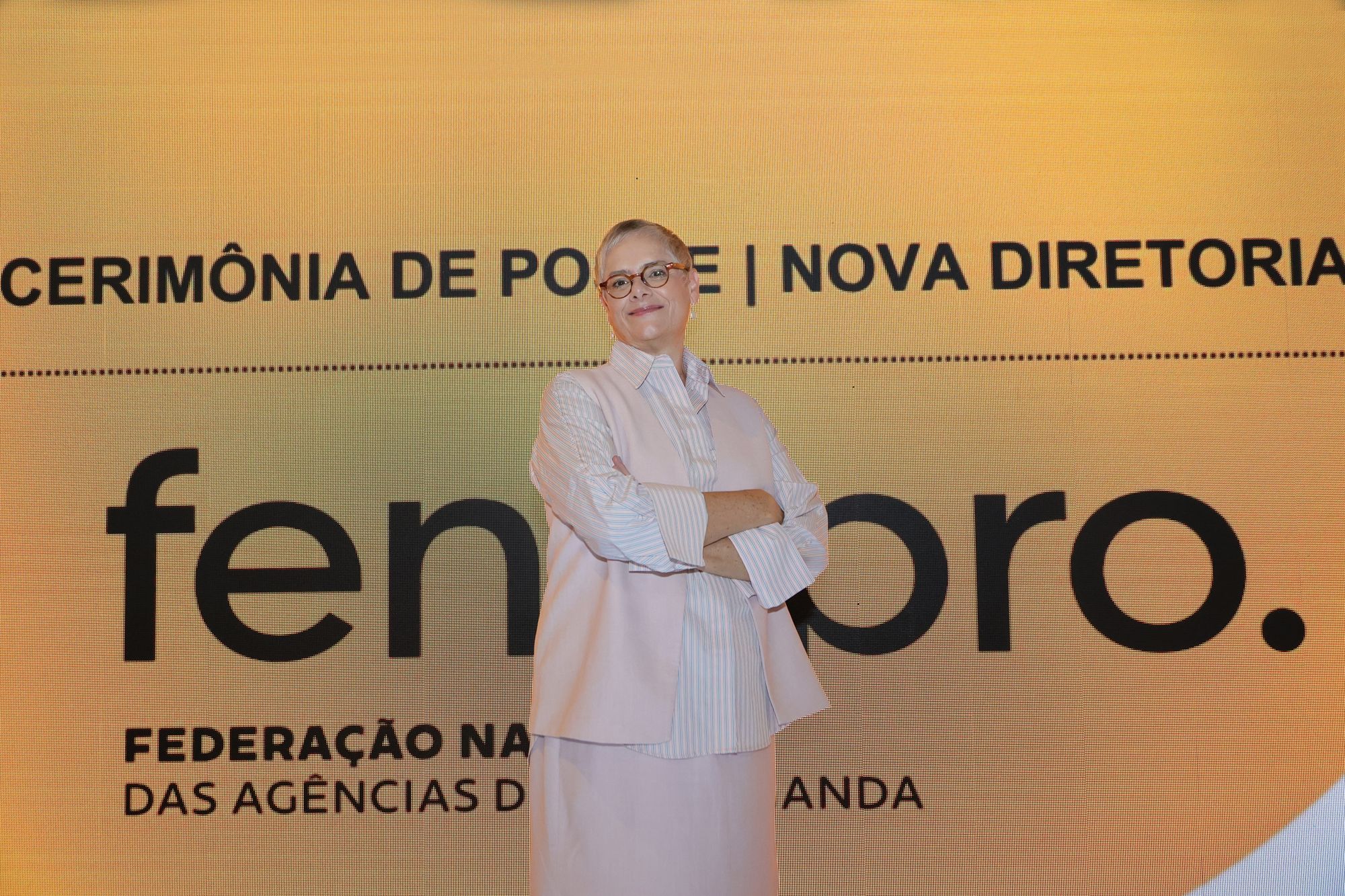 Ana Celina Bueno toma posse como presidente da Fenapro