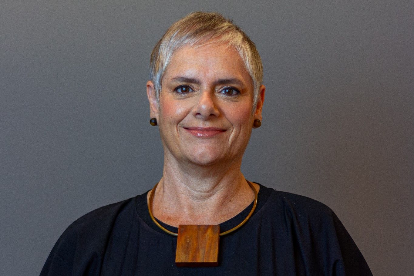 Ana Celina assume presidência da Fenapro para o biênio 2026-2027