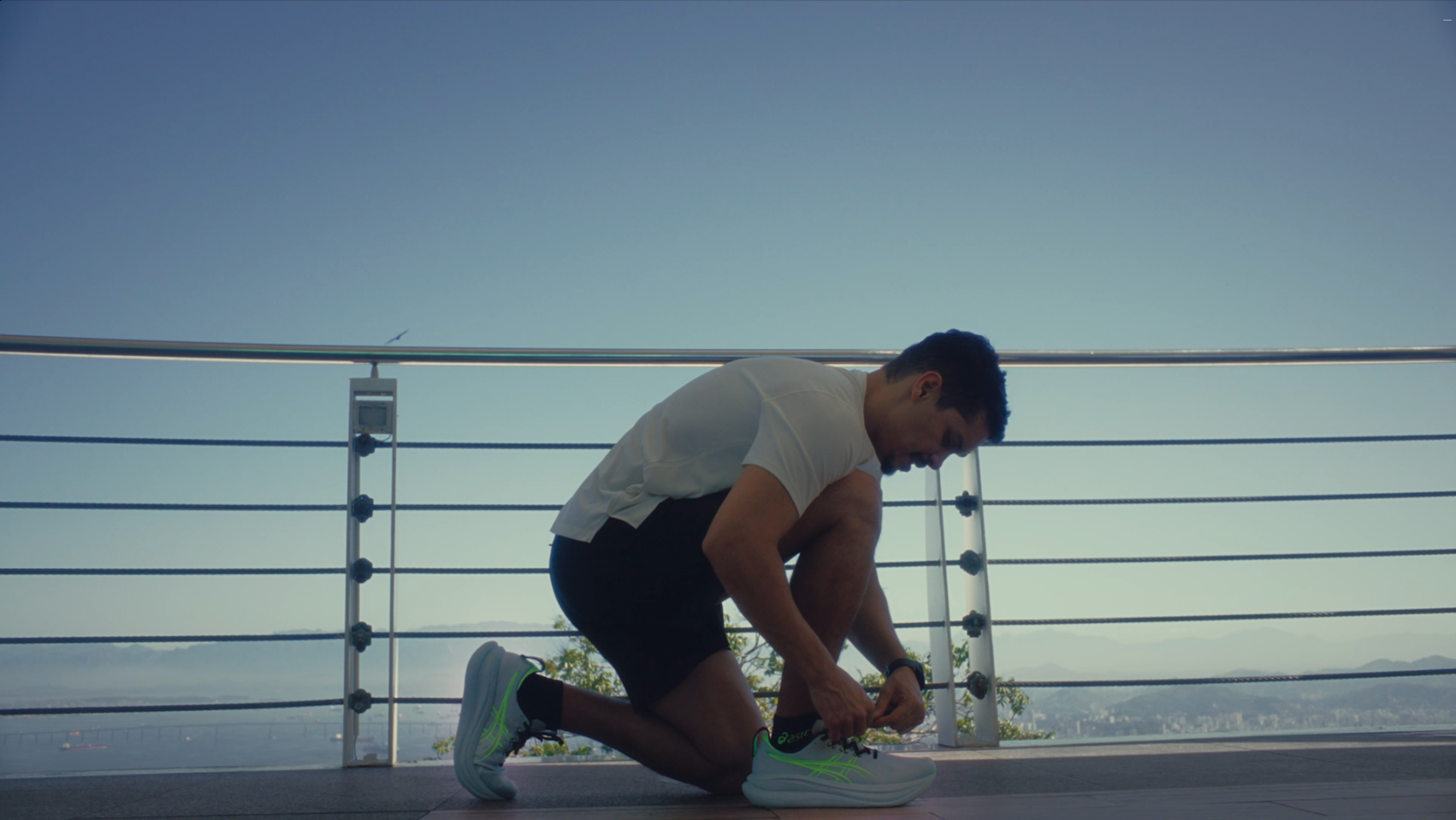 Asics transforma a sensação de ‘correr nas nuvens’ em campanha