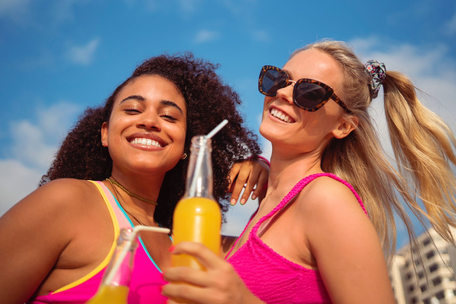 82% da geração Z avaliam marcas pelo que elas entregam no verão, diz InstitutoZ