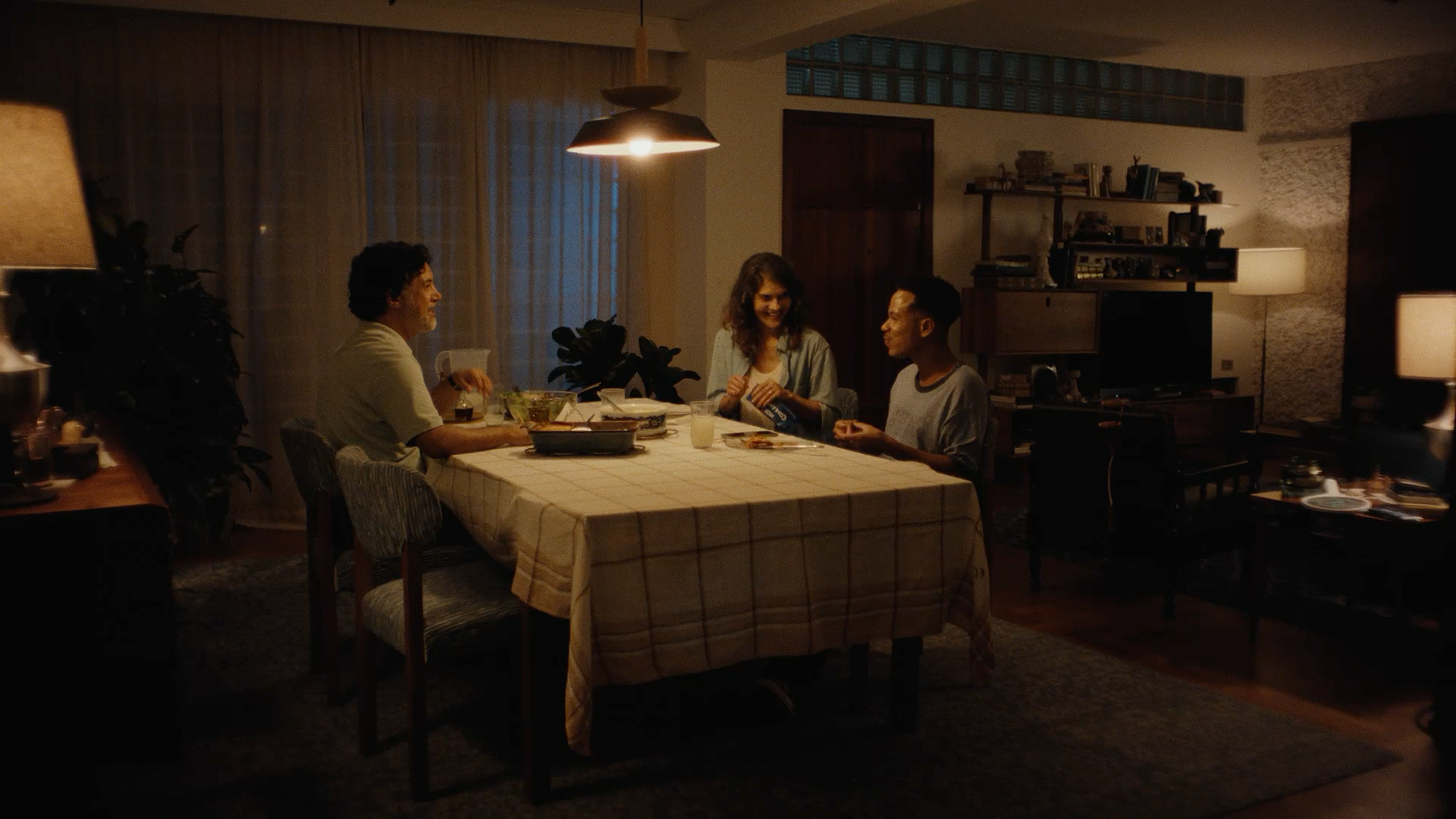 Campanha 'Abriu um Lacta, já é Páscoa' aposta na conexão e presença real