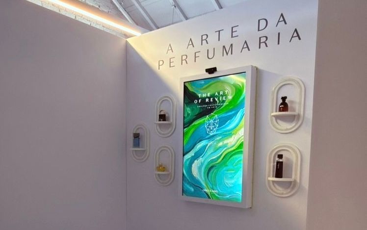 O Boticário transforma reações a fragrâncias em arte digital