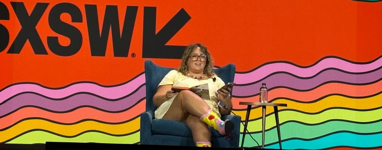 Jornalista neozelandesa conta como conseguiu se destacar na internet