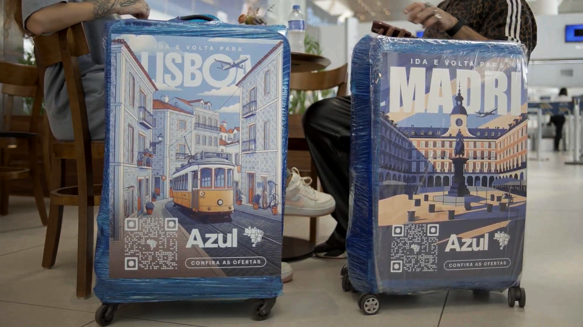 Azul usa malas de clientes como mídia no Aeroporto de Viracopos em nova ação