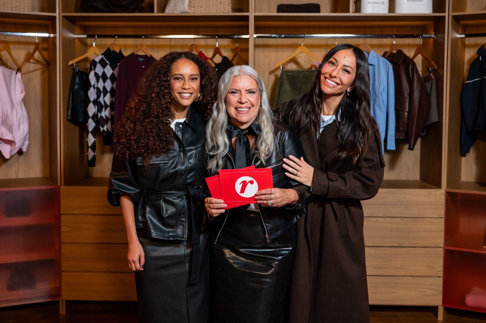 Renner reúne Sabrina Sato, Taís Araujo e Astrid Fontenelle em videocast de Dia das Mães