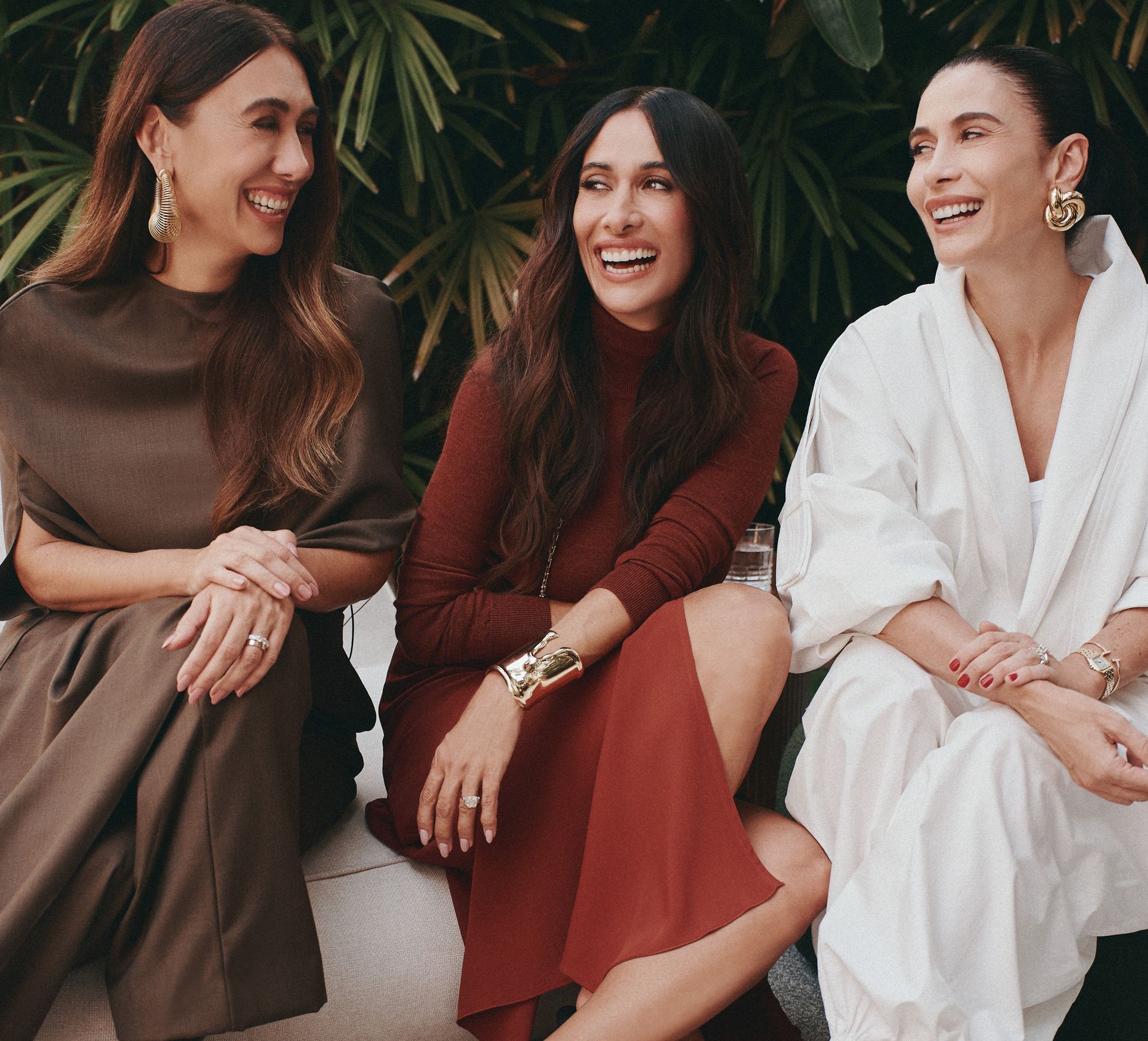 Silvia Braz e suas irmãs estrelam campanha de dia das mães de Arezzo