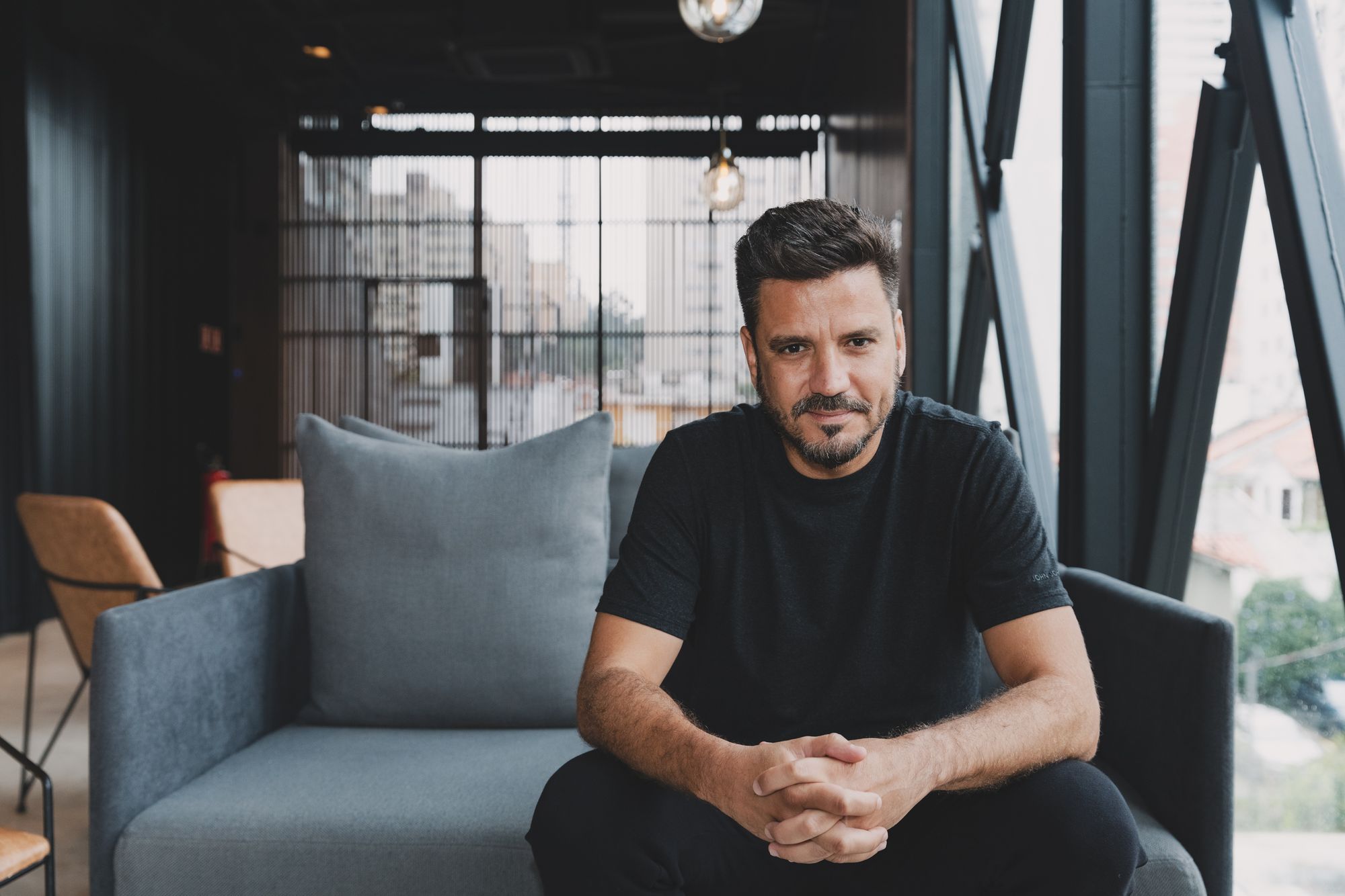 ‘A criação é o motor da agência. Eu diria ser a coisa mais importante? Sim e não’, diz Otavio Schiavon