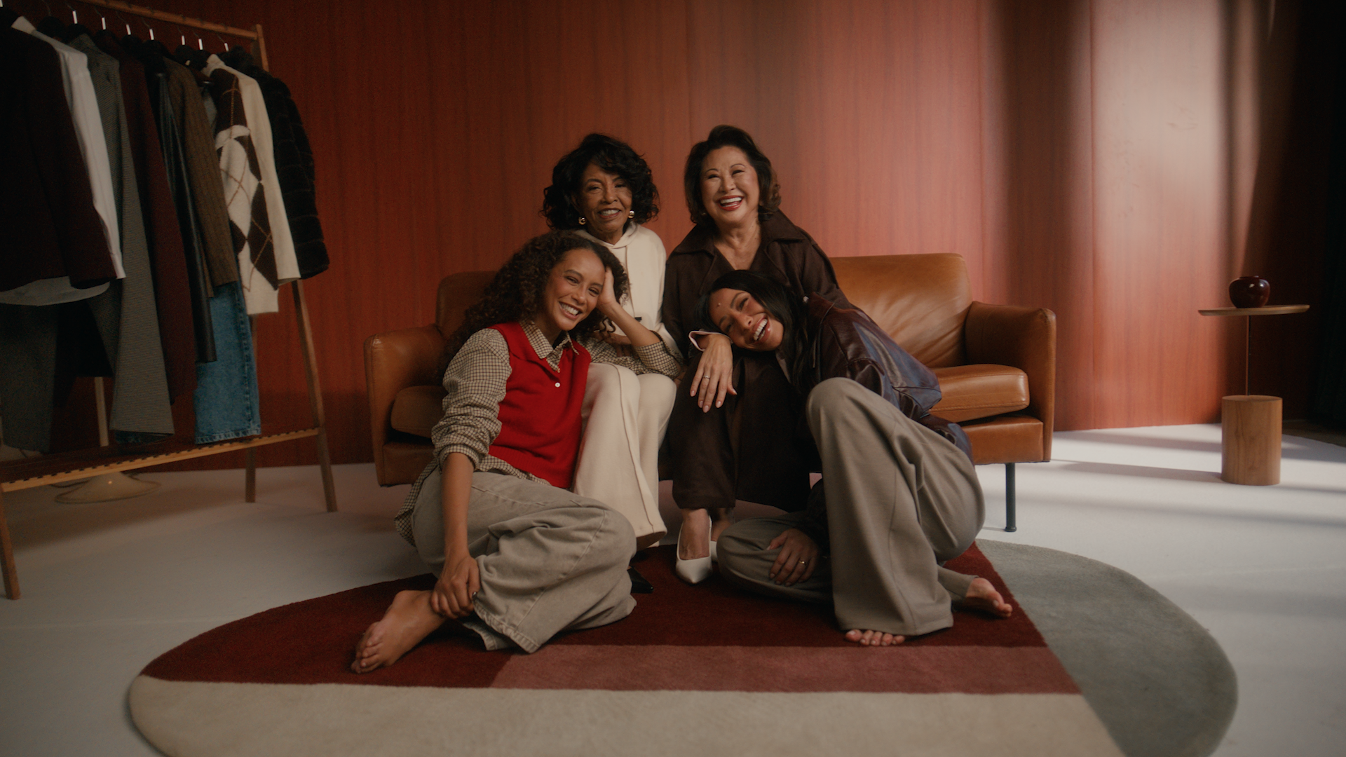 Renner une Sabrina Sato, Taís Araujo e suas mães em novo filme