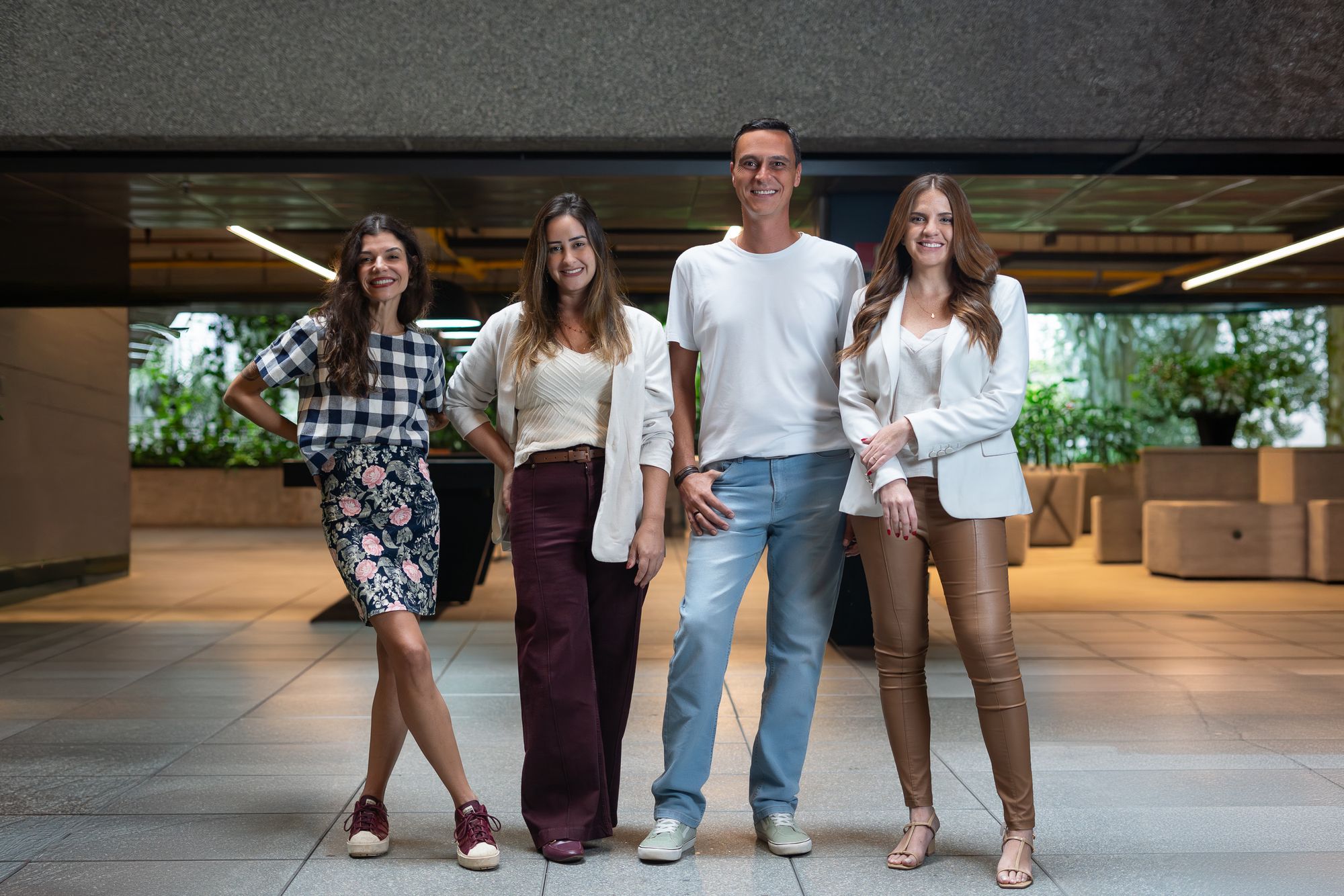 PROS reforça PR e Projetos com novos gerentes