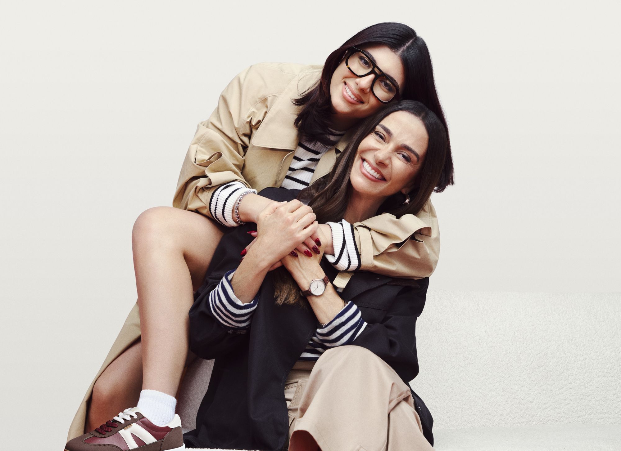 Mônica Martelli e a filha, Júlia Martelli, estrelam campanha de Dia das Mães da Anacapri