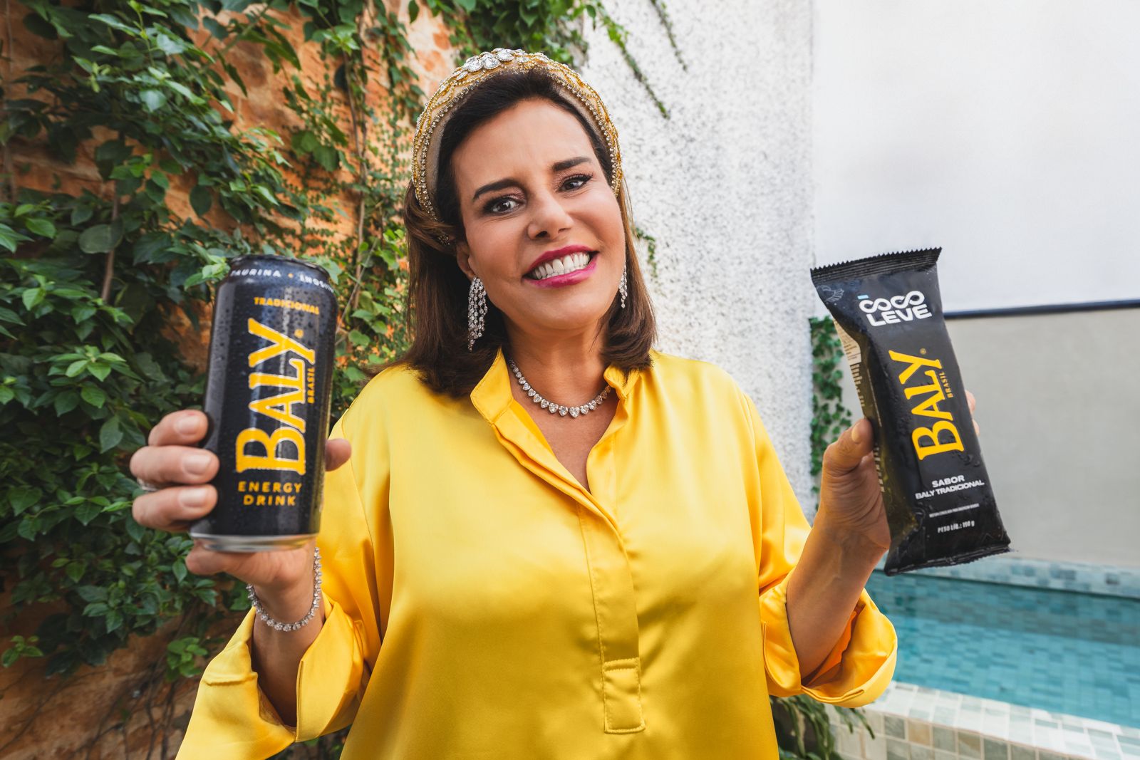 Narcisa divulga Coco Leve e Baly