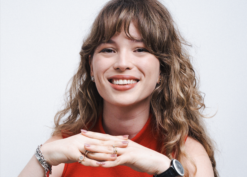 Lola\TBWA promove Marina Maia a diretora de criação