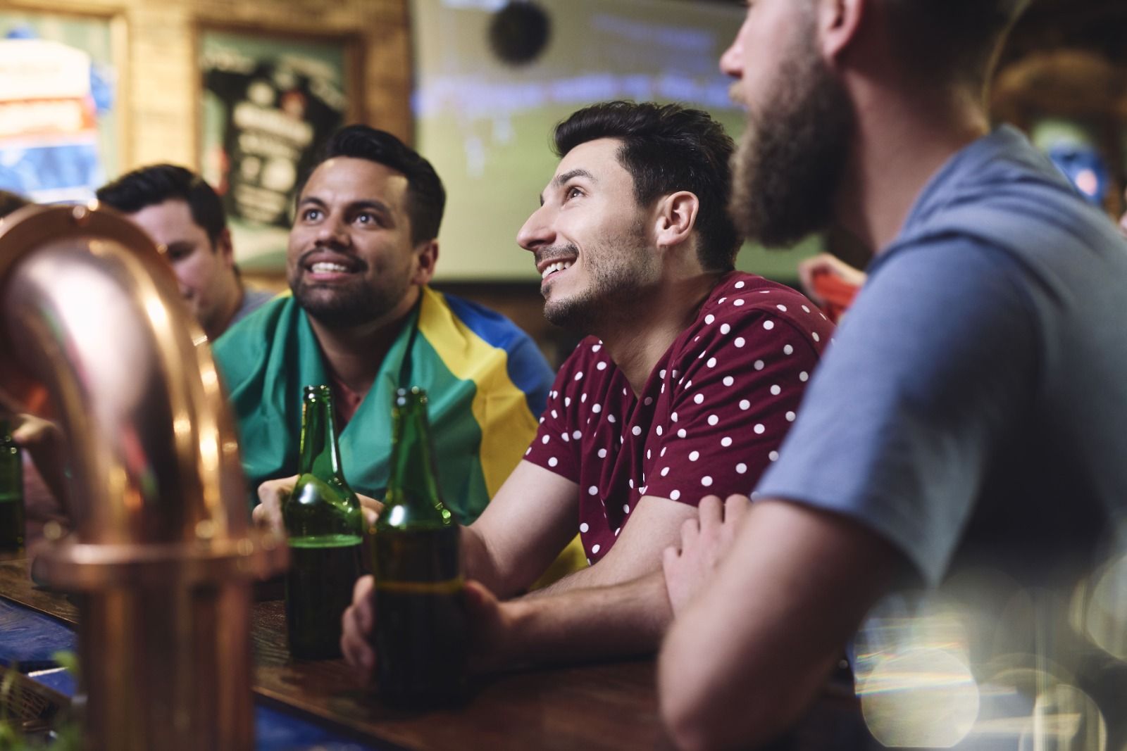1 em cada 5 brasileiros se endividaria para ver o Brasil hexacampeão
