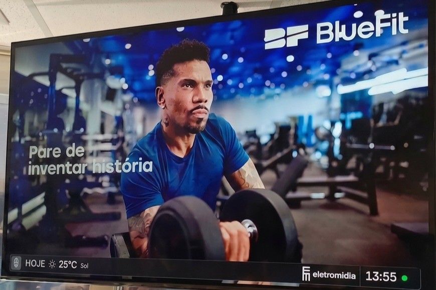 Eletromidia e Bluefit lançam rede de mídia